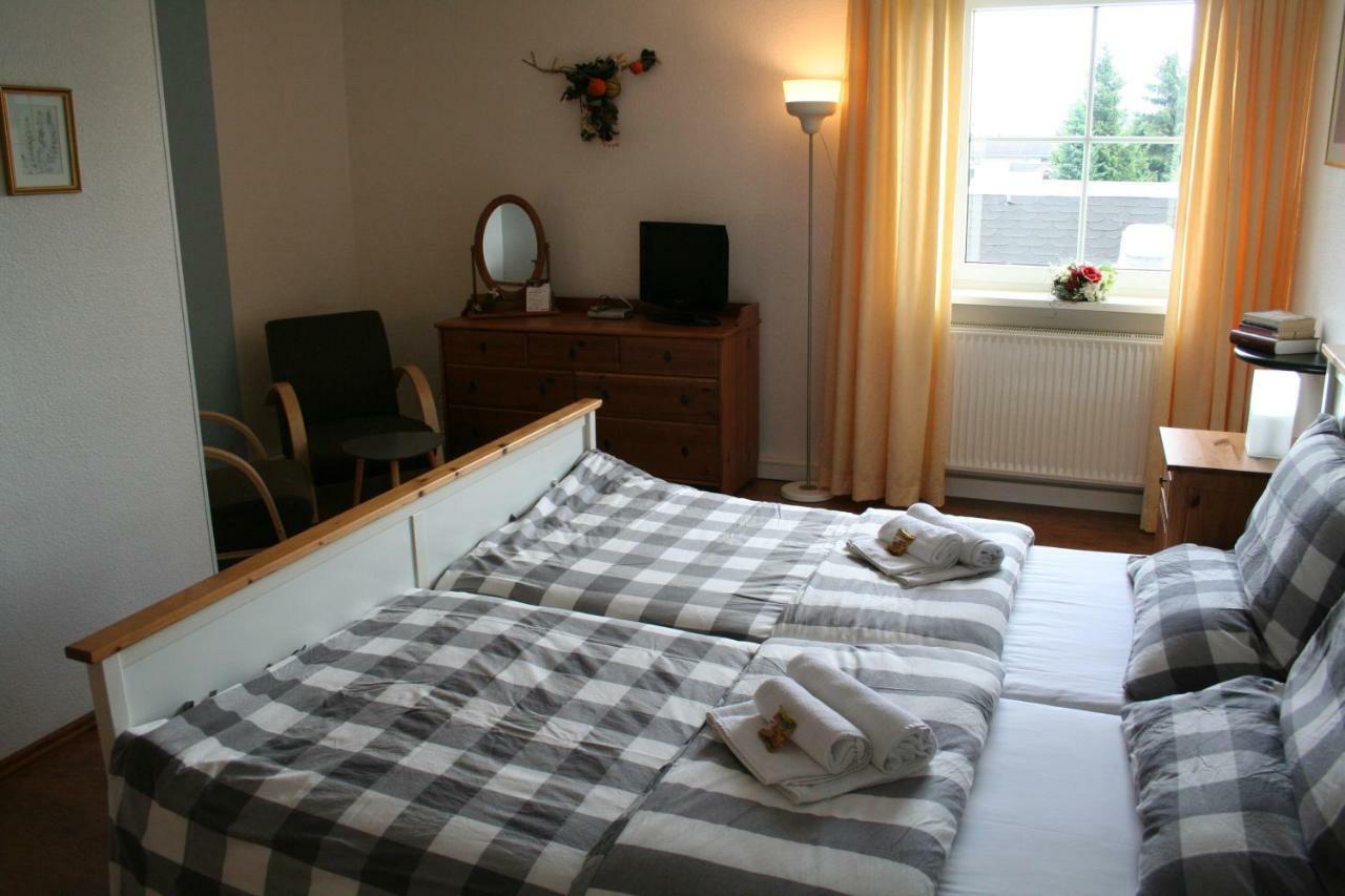 Landhaus Edelweiss Bed&Breakfast - Adults Only Neustadt am Rennsteig Ngoại thất bức ảnh